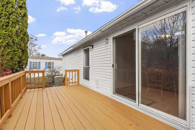 $299,000 | 53 Oak Drive, North Hampton, NH 03862