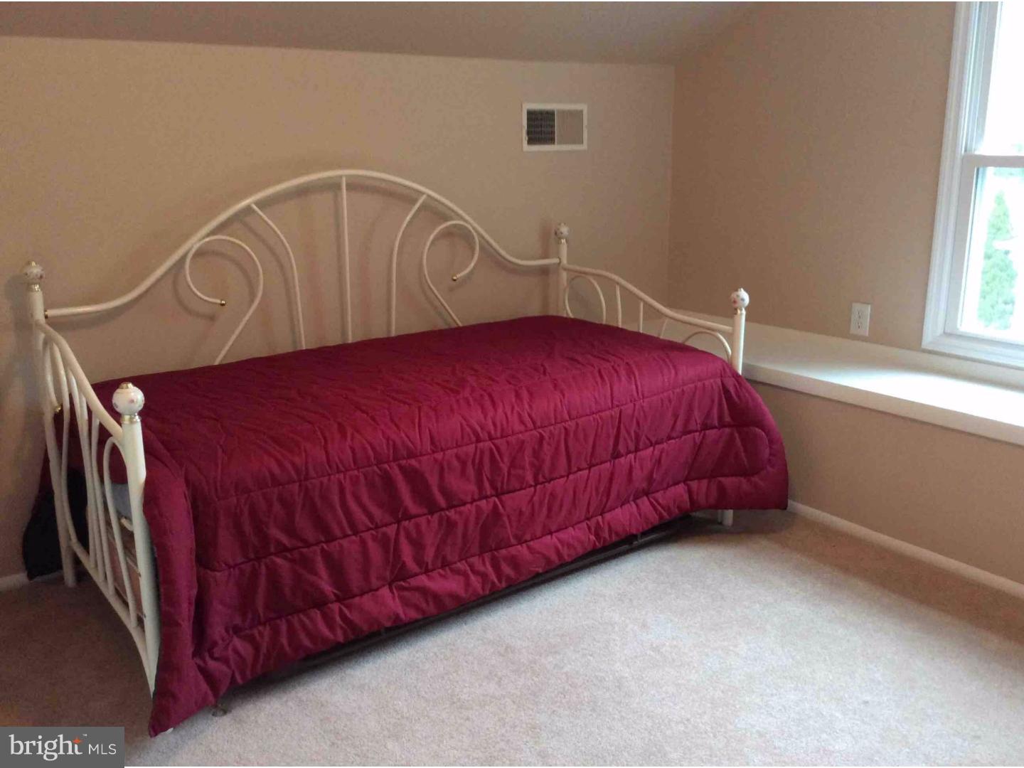 942 Chesterfield Road Barrington, NJ 08033 - Photo 22 of 22 Bedroom 3