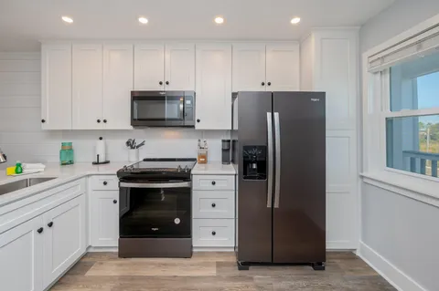 $949,000 | 23011 Front Beach Road, Unit E8, Panama City Beach, FL 32413