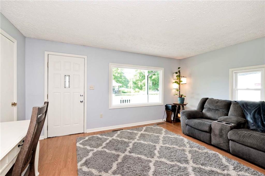 2888 Huntsville Road Pendleton, IN 46064 - Photo 3 of 38
