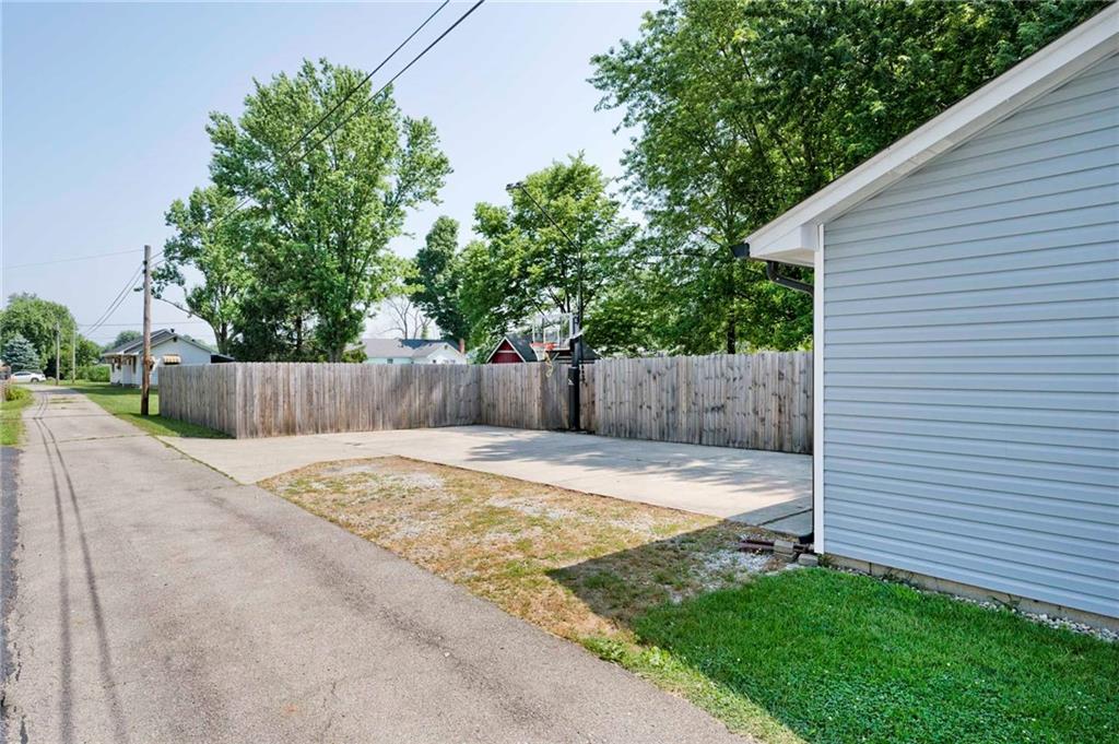 2888 Huntsville Road Pendleton, IN 46064 - Photo 32 of 38