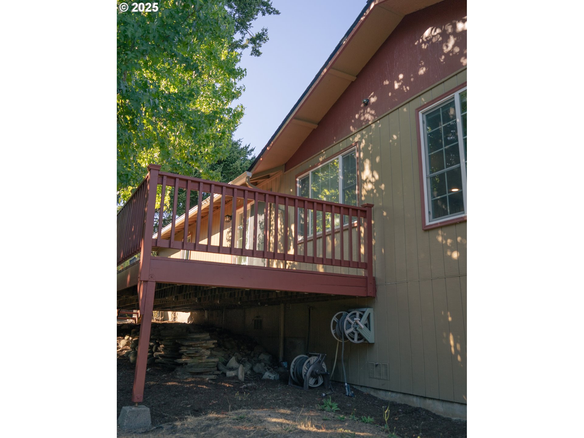 1284 Southwest 4th Street Gresham, OR 97080 - Photo 18 of 19 Backyard