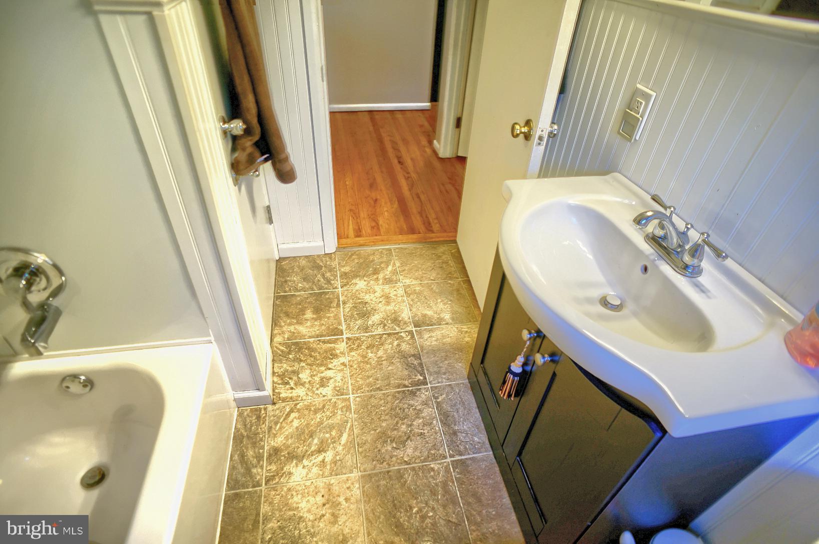 720 Gunnison Road York, PA 17404 - Photo 13 of 22