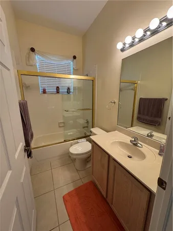 $2,600 | 408 North Key Lime Square Southwest, Vero Beach, FL 32968