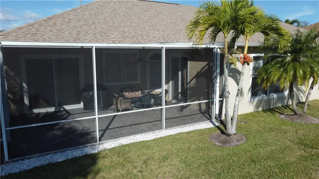 $3,100 | 408 North Key Lime Square Southwest, Vero Beach, FL 32968