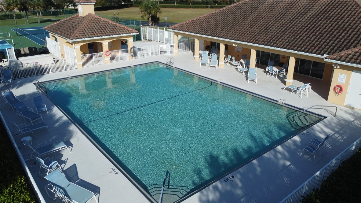 408 North Key Lime Square Southwest Vero Beach, FL 32968 - Photo 34 of 36