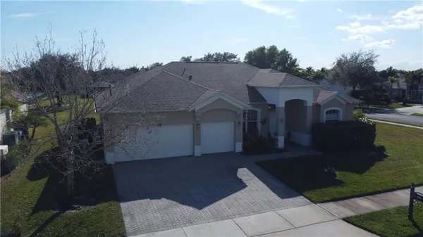 $2,600 | 408 North Key Lime Square Southwest, Vero Beach, FL 32968