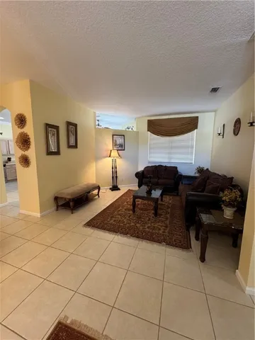 $3,100 | 408 North Key Lime Square Southwest, Vero Beach, FL 32968