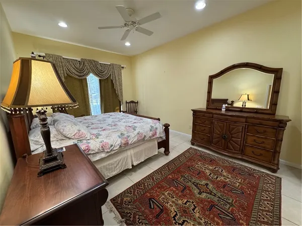 $2,600 | 408 North Key Lime Square Southwest, Vero Beach, FL 32968