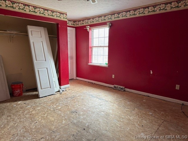3810 Wayne Street New Albany, IN 47150 - Photo 14 of 21 main bed (half bath attached)