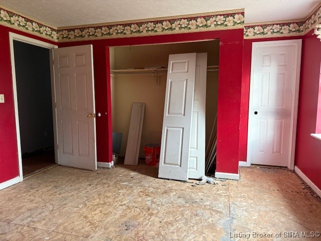 3810 Wayne Street New Albany, IN 47150 - Photo 15 of 21 main bed (half bath attached)