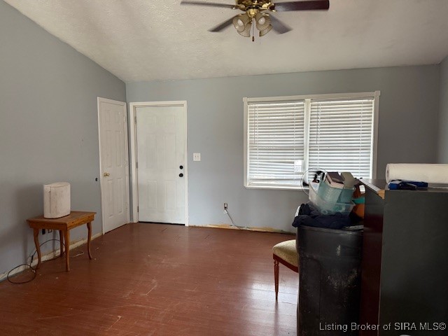 3810 Wayne Street New Albany, IN 47150 - Photo 17 of 21 living room