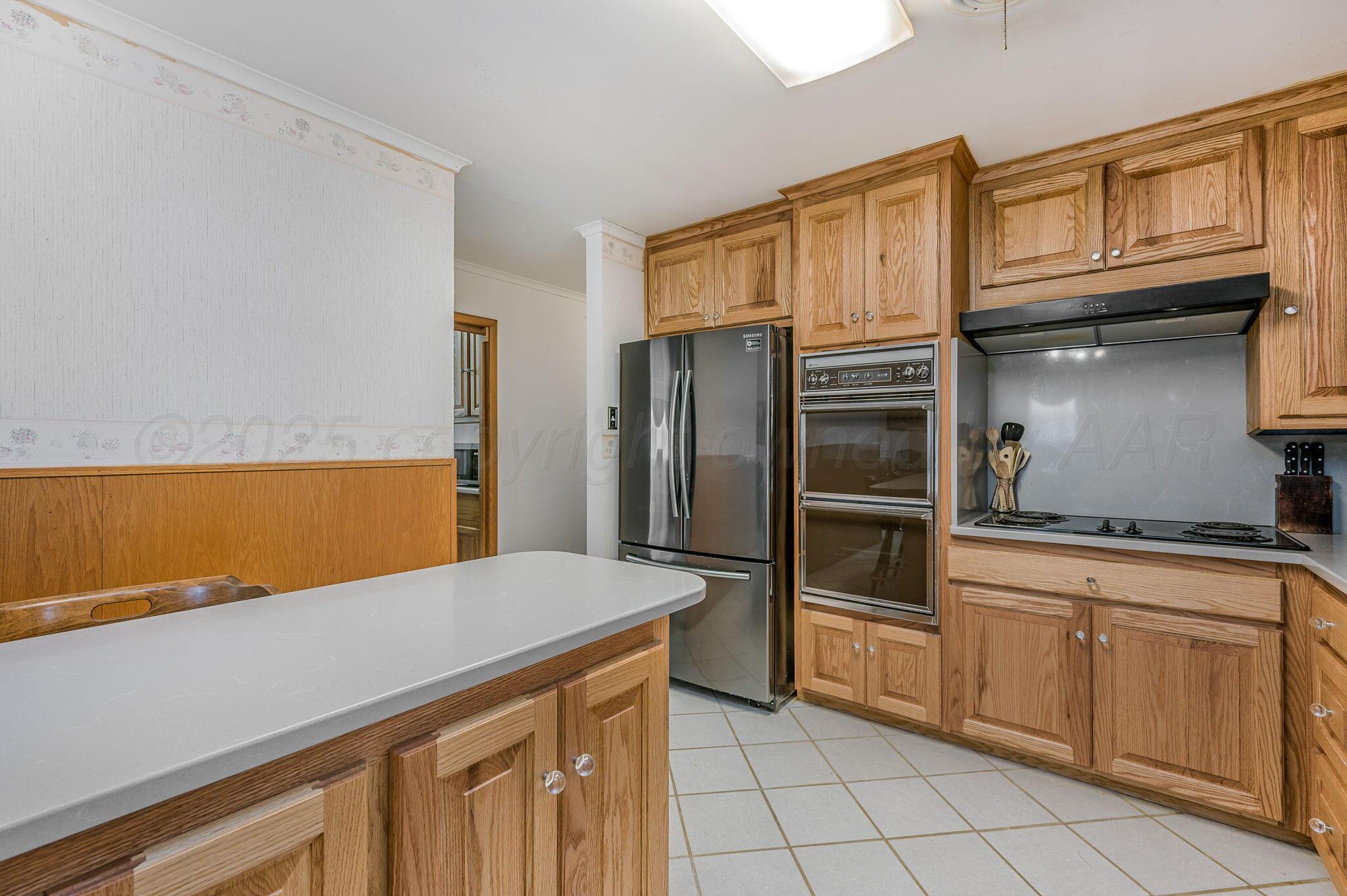210 Geronimo Road Amarillo, TX 79108 - Photo 7 of 22 Kitchen-3