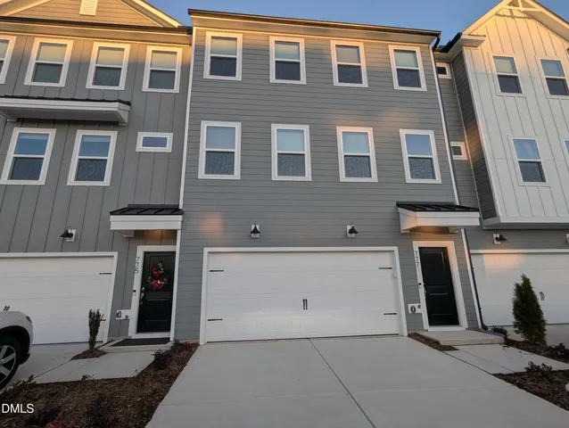 $2,490 | 777 Larkspur Bowl Way, Apex, NC 27523