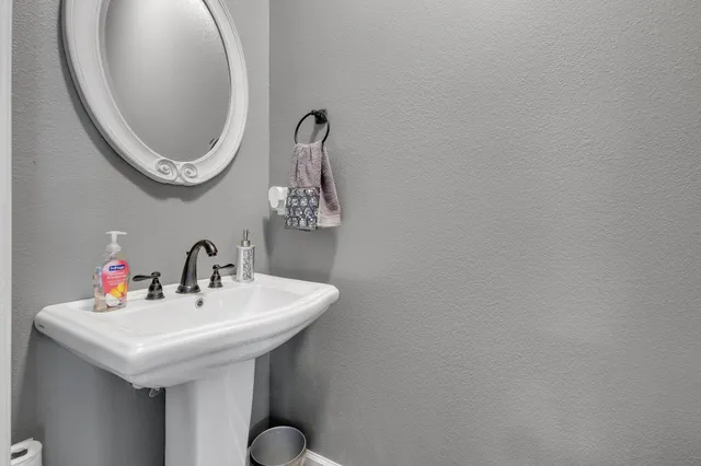 $575,000 | 30 Still Water Lane, Havana, FL 32333