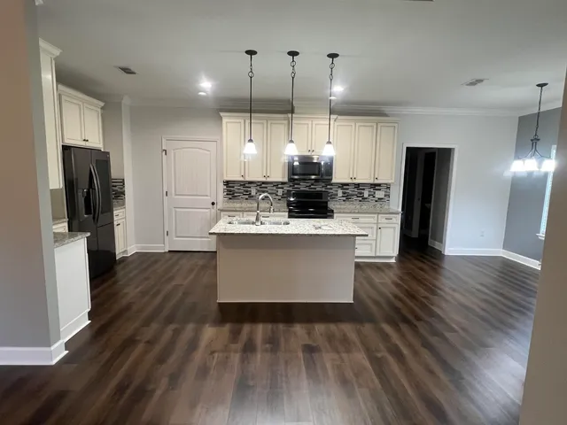 $569,900 | 30 Still Water Lane, Havana, FL 32333