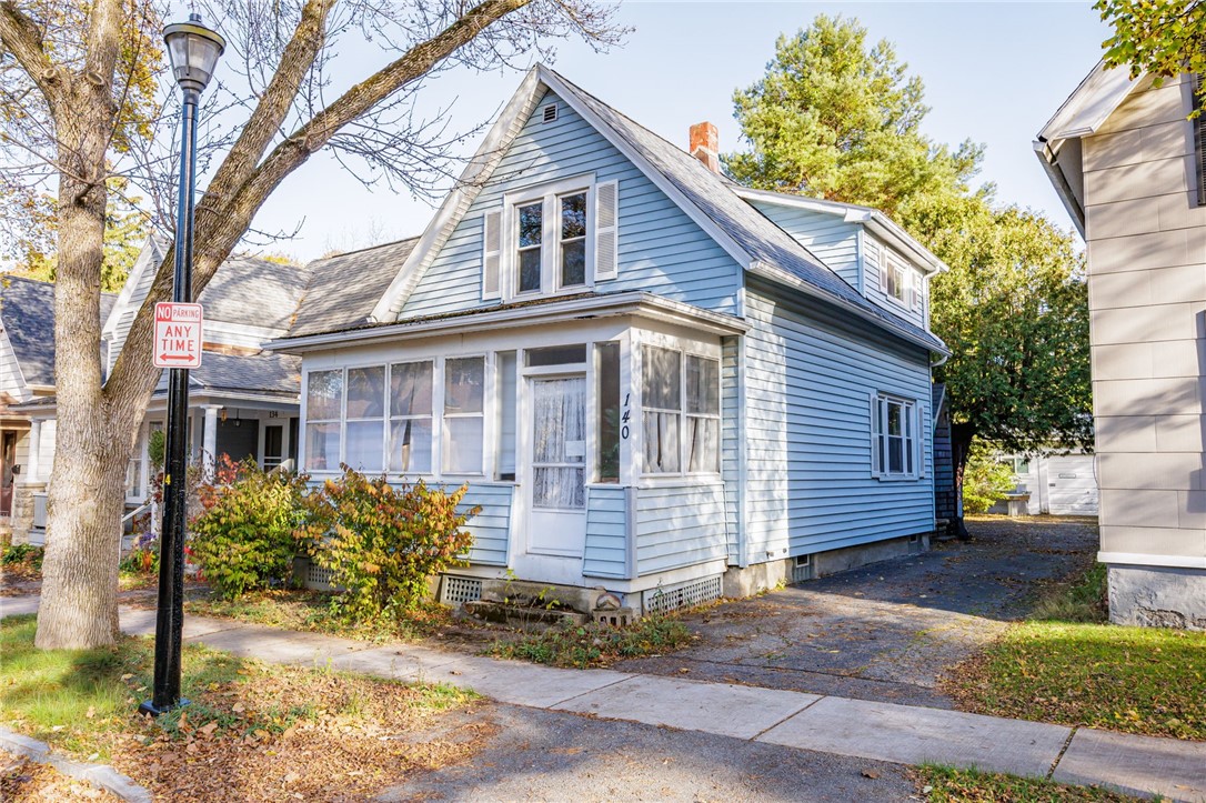 140 Oakland Street Rochester, NY 14620 - Photo 4 of 34