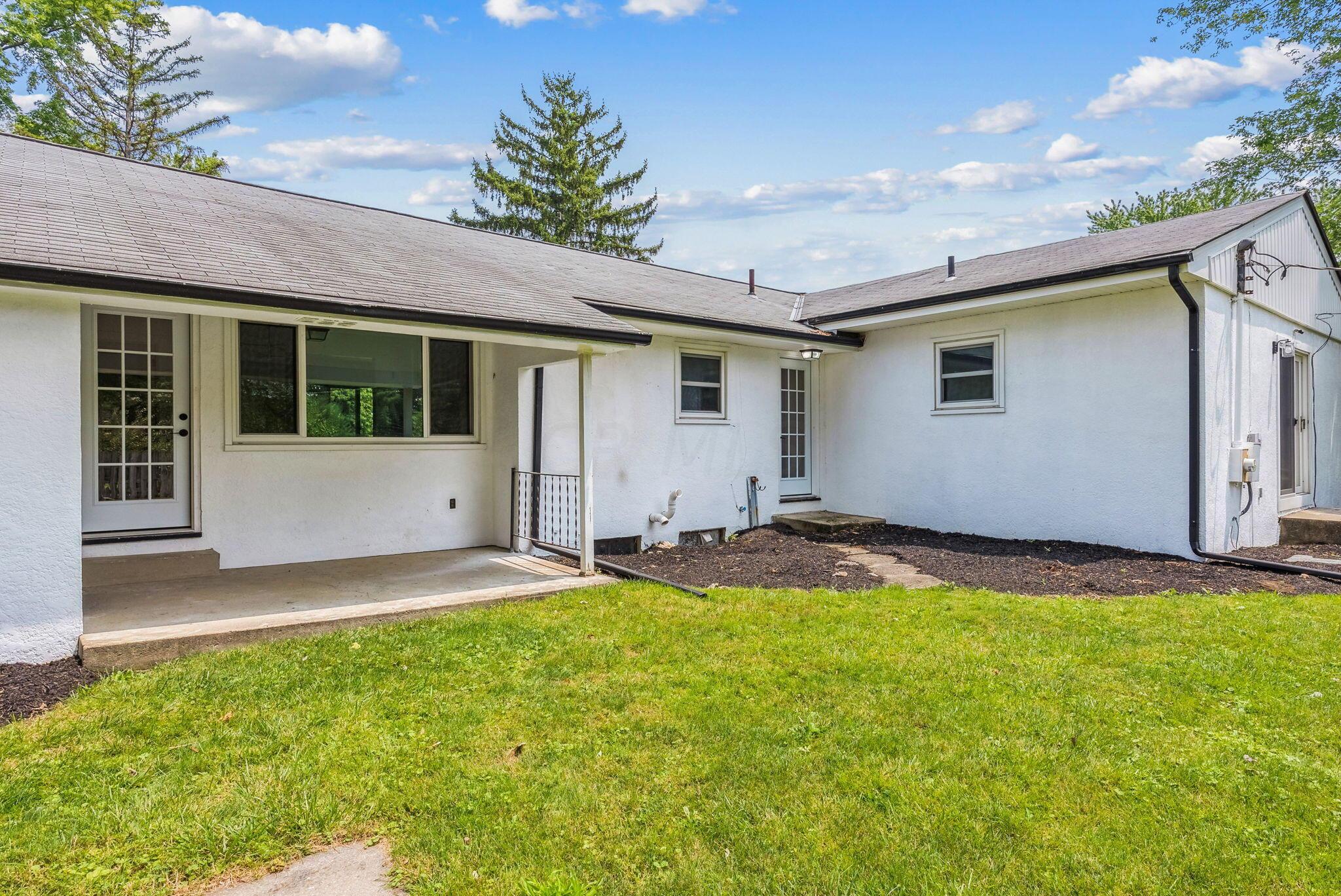 5115 Henderson Heights Road Columbus, OH 43220 - Photo 53 of 54 53-web-or-mls-5115-henderson-heights-rd