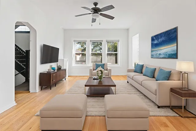 $1,750 | 10342 South Calumet Avenue, Unit 3, Chicago, IL 60628