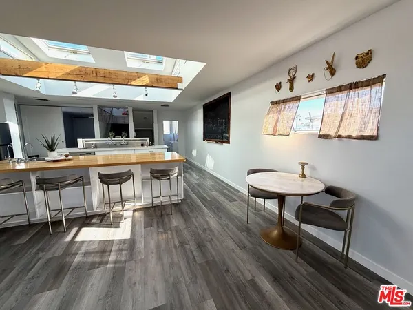 $8,400 | 46 Rose Avenue, Venice, CA 90291