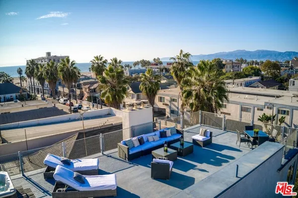 $8,400 | 46 Rose Avenue, Venice, CA 90291