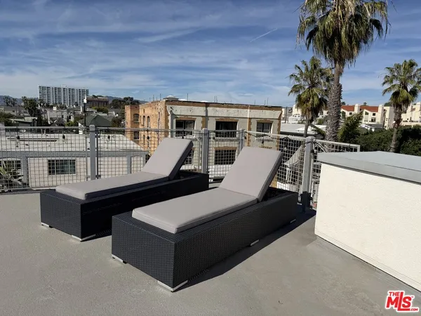 $8,400 | 46 Rose Avenue, Venice, CA 90291