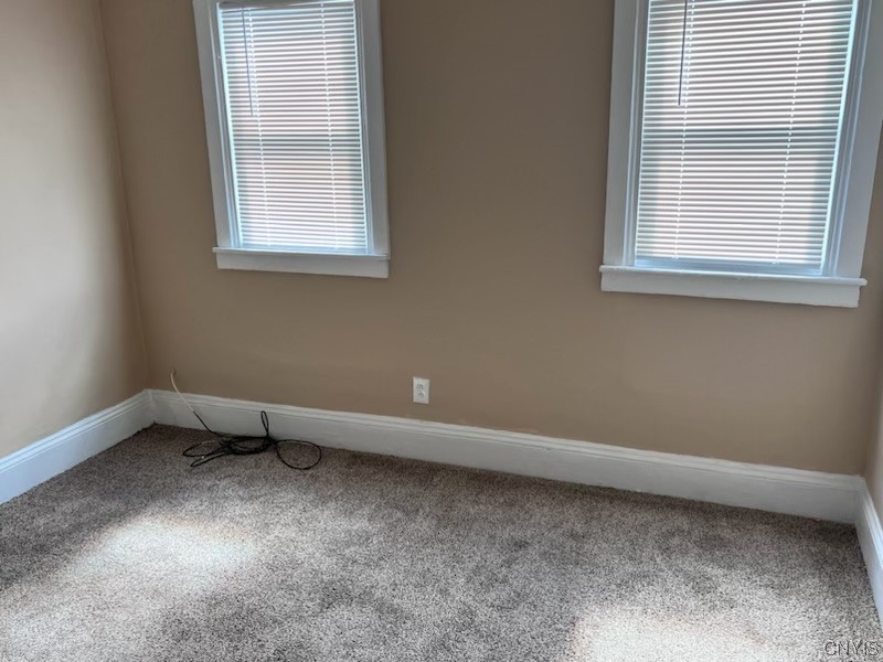 511 Mary Street Utica, NY 13501 - Photo 14 of 27