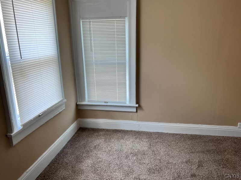 511 Mary Street Utica, NY 13501 - Photo 17 of 27