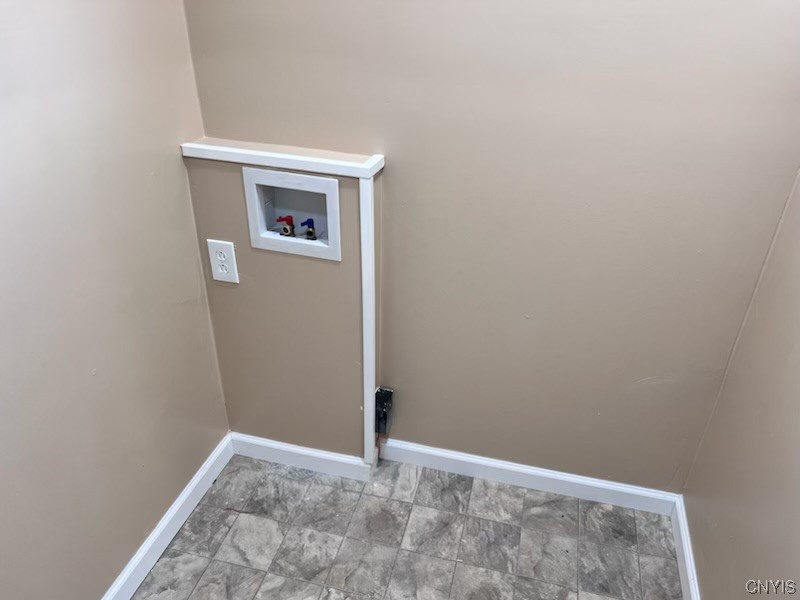 511 Mary Street Utica, NY 13501 - Photo 5 of 27