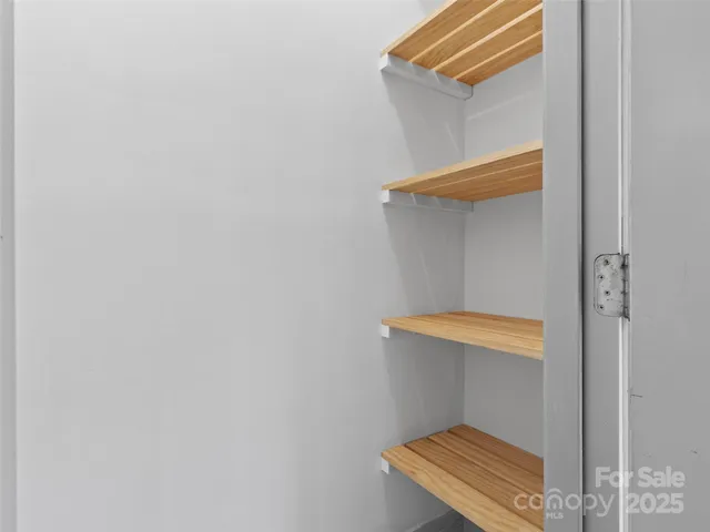 $525,000 | 220 Stoney Falls Loop, Unit 1 B2, Burnsville, NC 28714