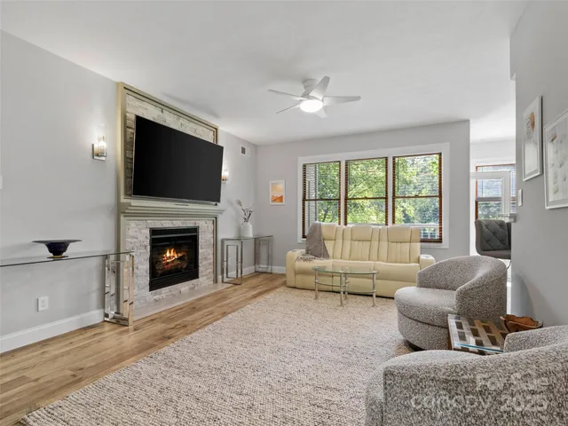 $525,000 | 220 Stoney Falls Loop, Unit 1 B2, Burnsville, NC 28714