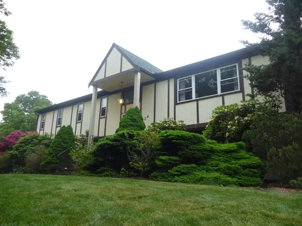 $5,250 | 124 Hampton Road, Sharon, MA 02067