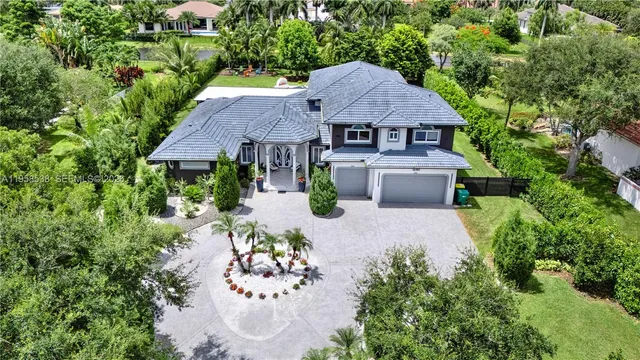 $4,100,000 | 12301 Northwest 18th Street, Plantation, FL 33323