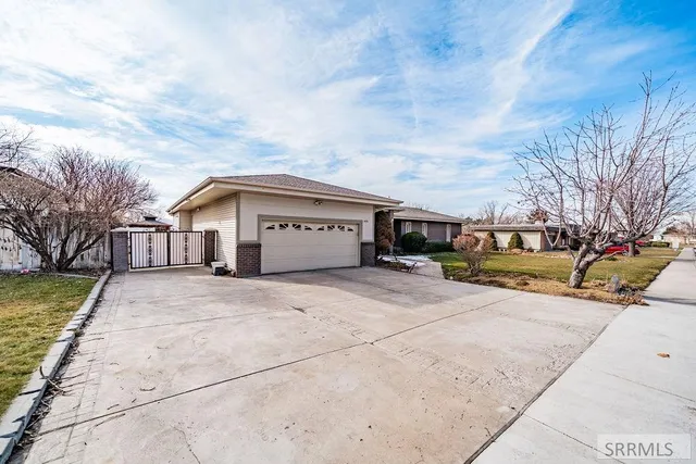 $649,999 | 495 Fairway Drive, Pocatello, ID 83201