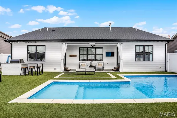 $600,000 | 21 Nickel Plate Drive, Edwardsville, IL 62025