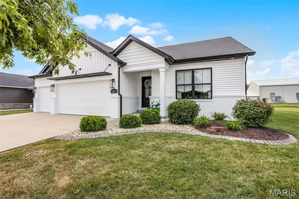 $600,000 | 21 Nickel Plate Drive, Edwardsville, IL 62025