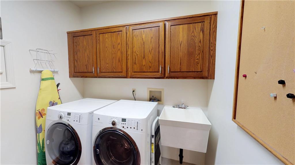 9153 Woodcrest Road Pittsburgh, PA 15237 - Photo 14 of 25 Gallery Image 14
