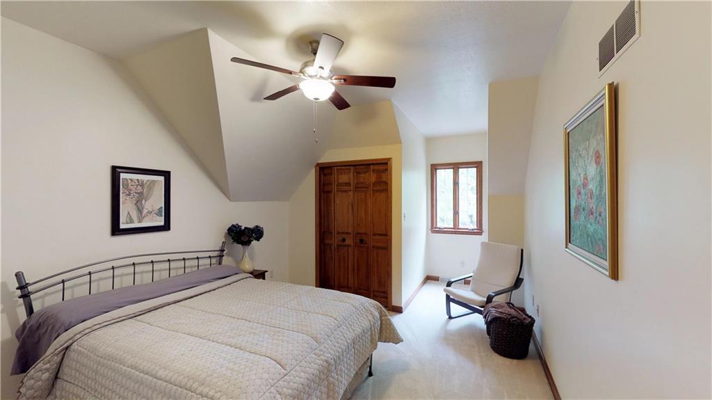 9153 Woodcrest Road Pittsburgh, PA 15237 - Photo 18 of 25 Gallery Image 18