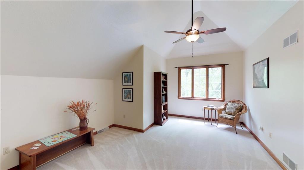 9153 Woodcrest Road Pittsburgh, PA 15237 - Photo 19 of 25 Gallery Image 19