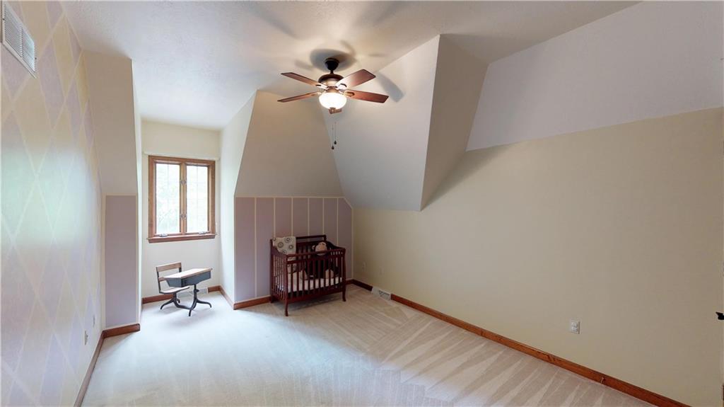 9153 Woodcrest Road Pittsburgh, PA 15237 - Photo 20 of 25 Gallery Image 20