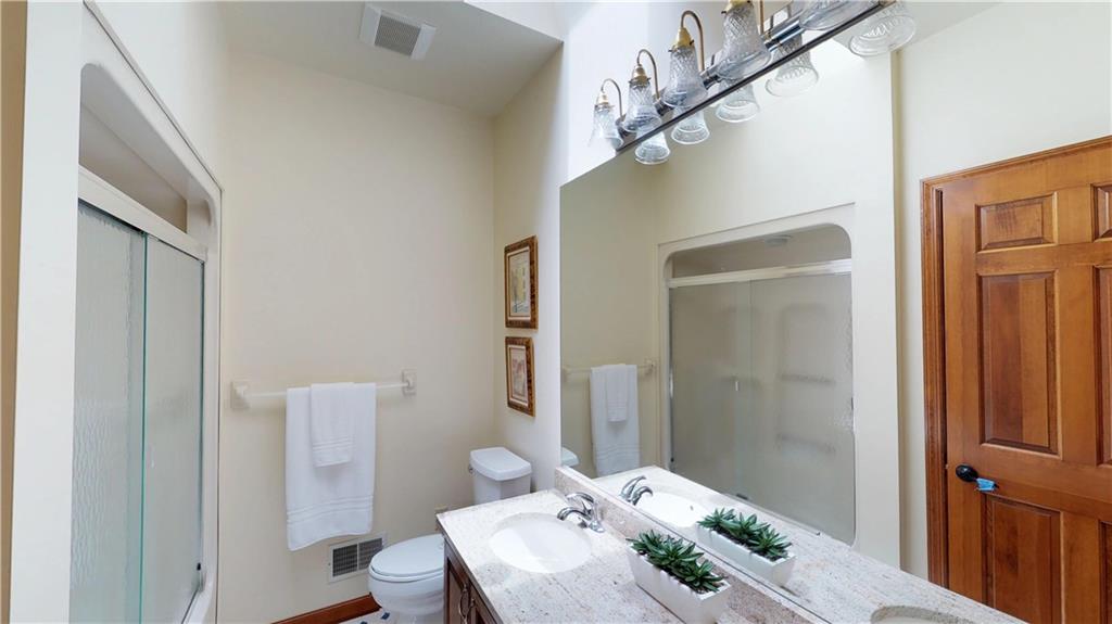 9153 Woodcrest Road Pittsburgh, PA 15237 - Photo 21 of 25 Gallery Image 21