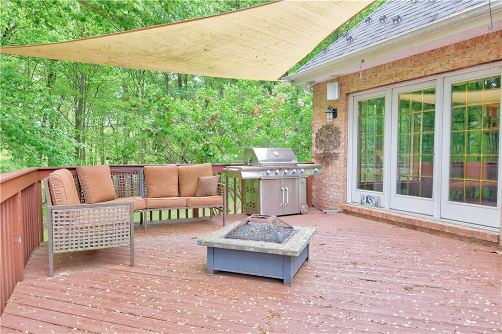 9153 Woodcrest Road Pittsburgh, PA 15237 - Photo 23 of 25 Gallery Image 23