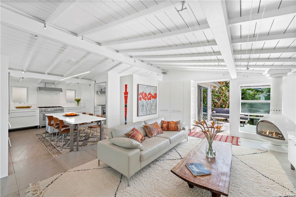 239 Fairview Street Laguna Beach, CA 92651 - Photo 12 of 67