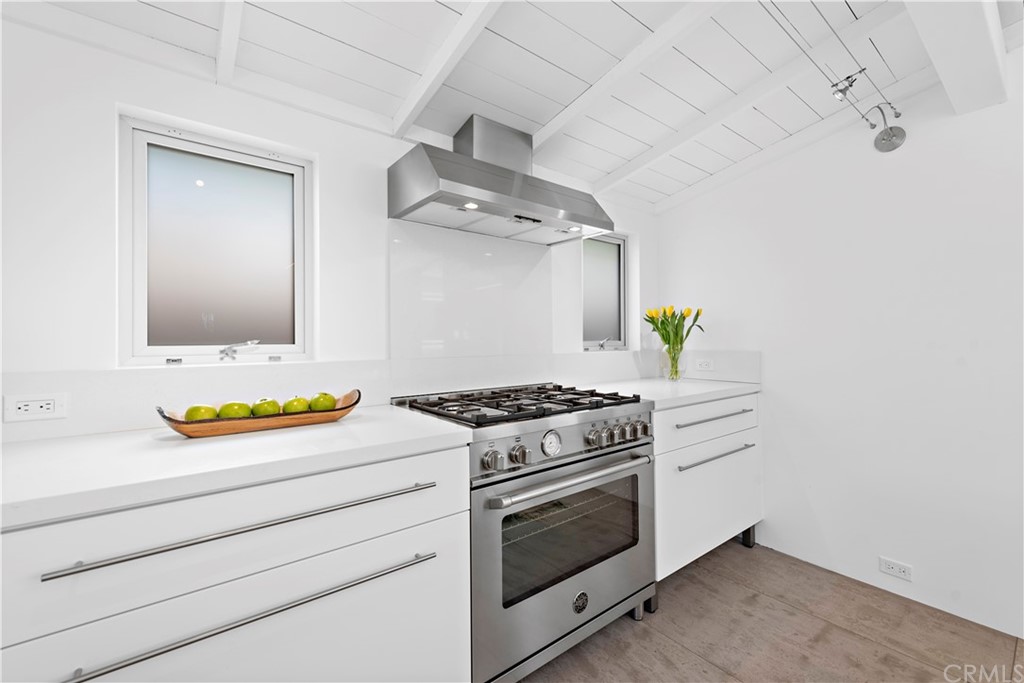 239 Fairview Street Laguna Beach, CA 92651 - Photo 22 of 67