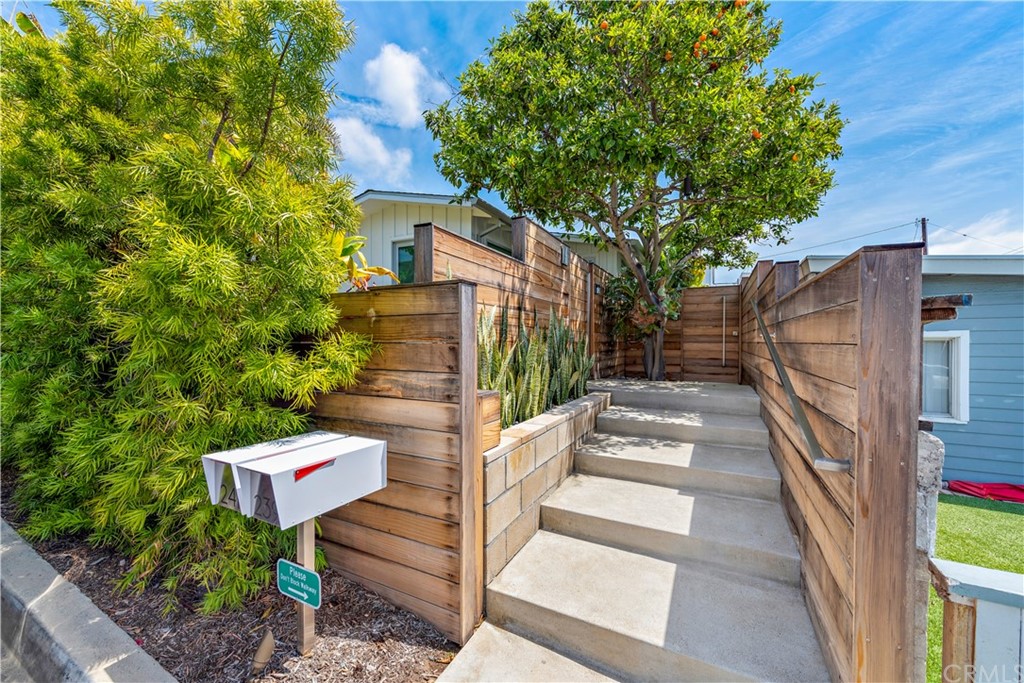 239 Fairview Street Laguna Beach, CA 92651 - Photo 45 of 67