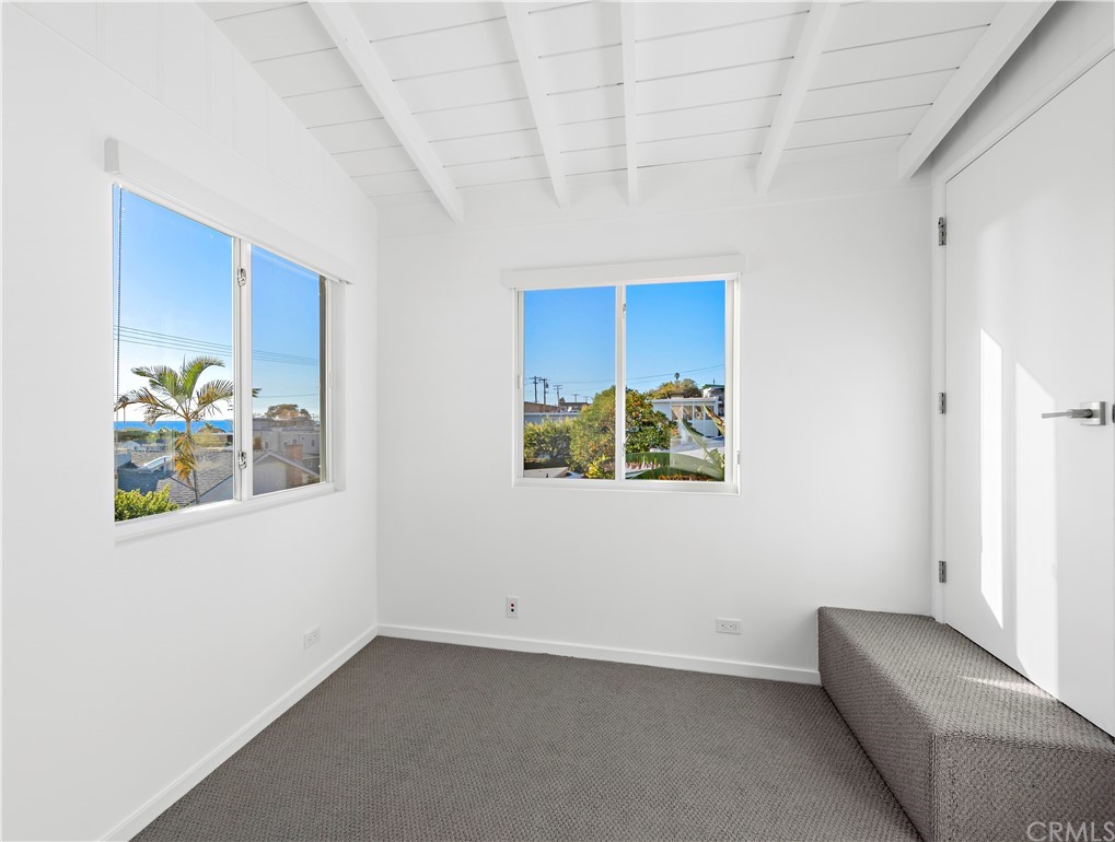 239 Fairview Street Laguna Beach, CA 92651 - Photo 66 of 67 a view of an empty room with painting on the wall