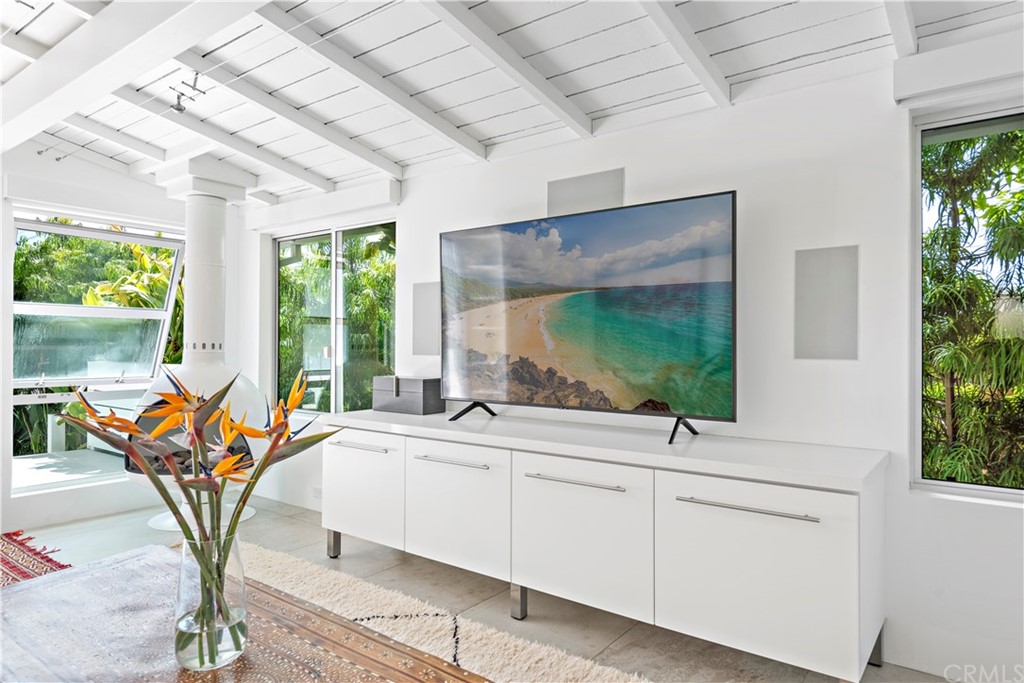 239 Fairview Street Laguna Beach, CA 92651 - Photo 10 of 67