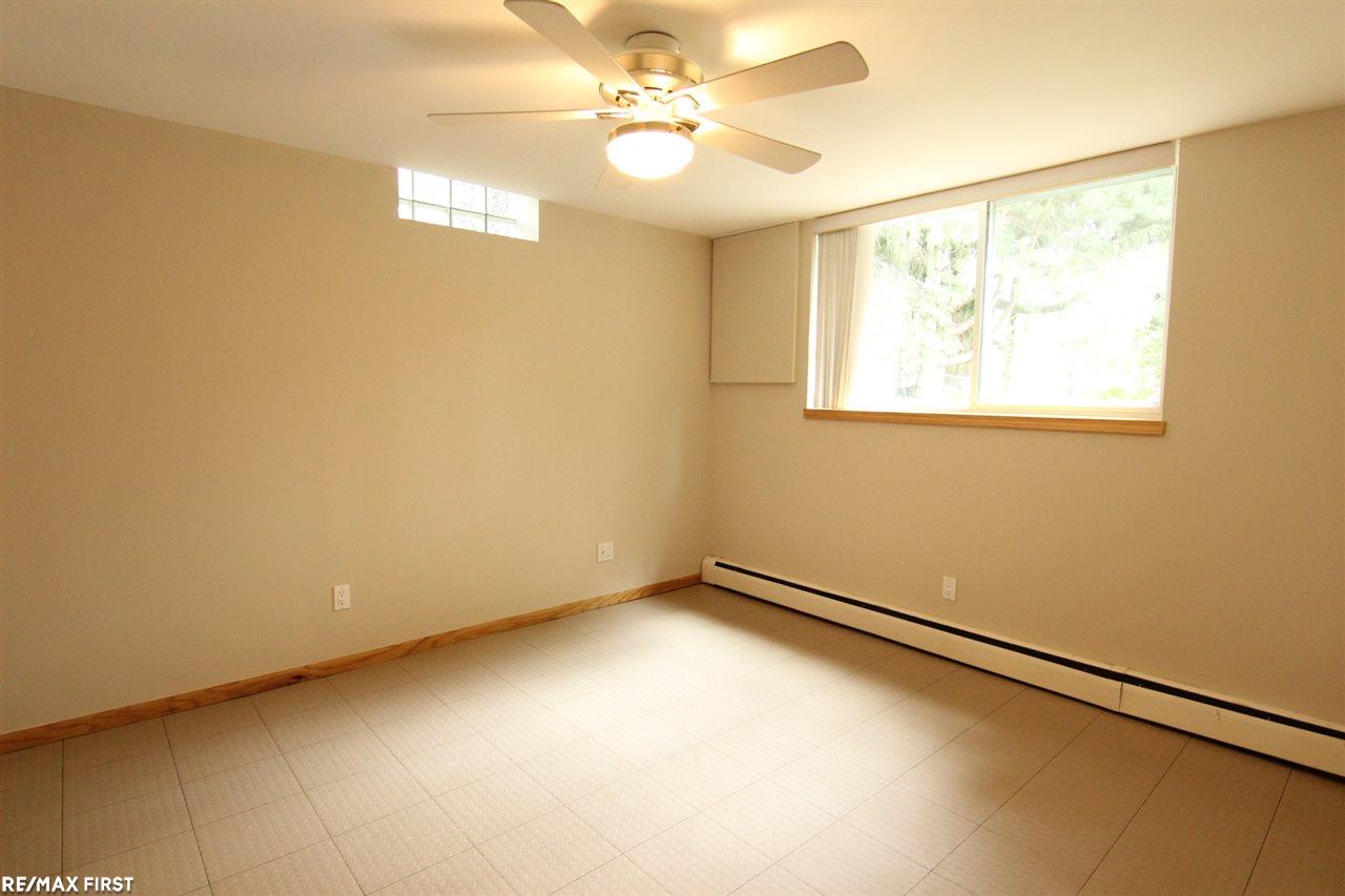 671 Wilwood Road Rochester Hills, MI 48309 - Photo 37 of 38