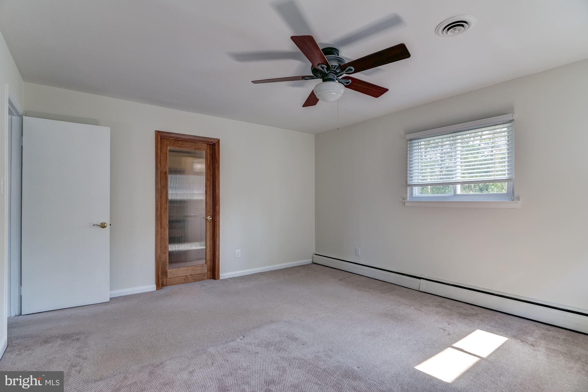 6212 Rockhurst Road Bethesda, MD 20817 - Photo 15 of 29 Bedroom (Master)