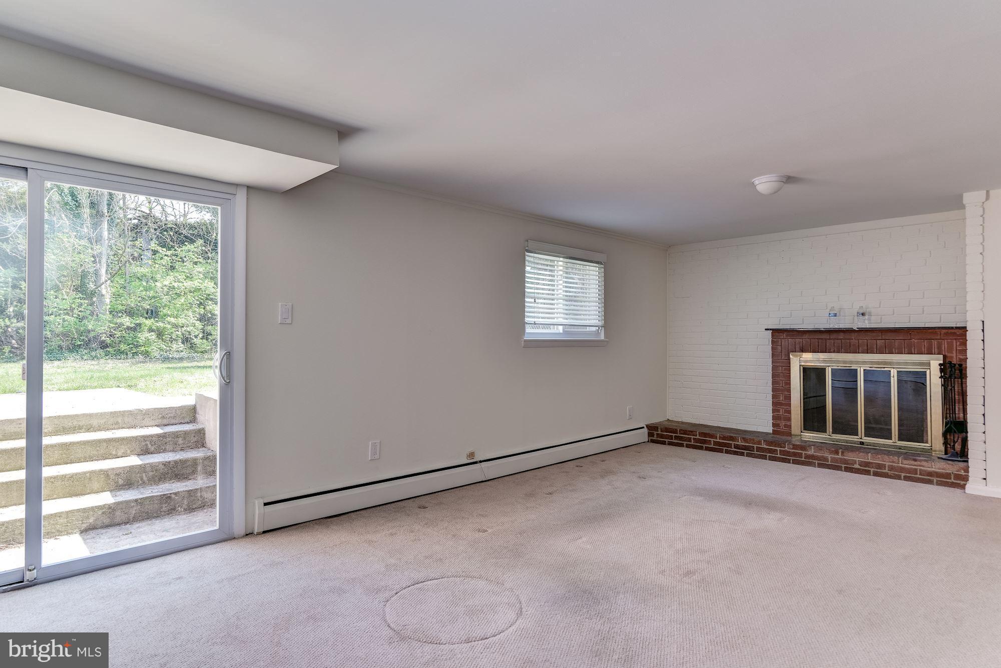6212 Rockhurst Road Bethesda, MD 20817 - Photo 20 of 29 Family Room